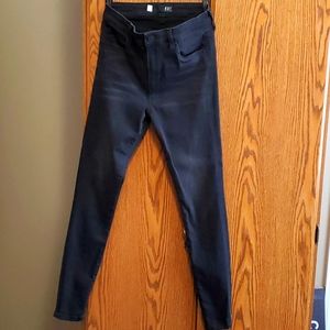 Kut from the Kloth Sz 0 Black Jeans